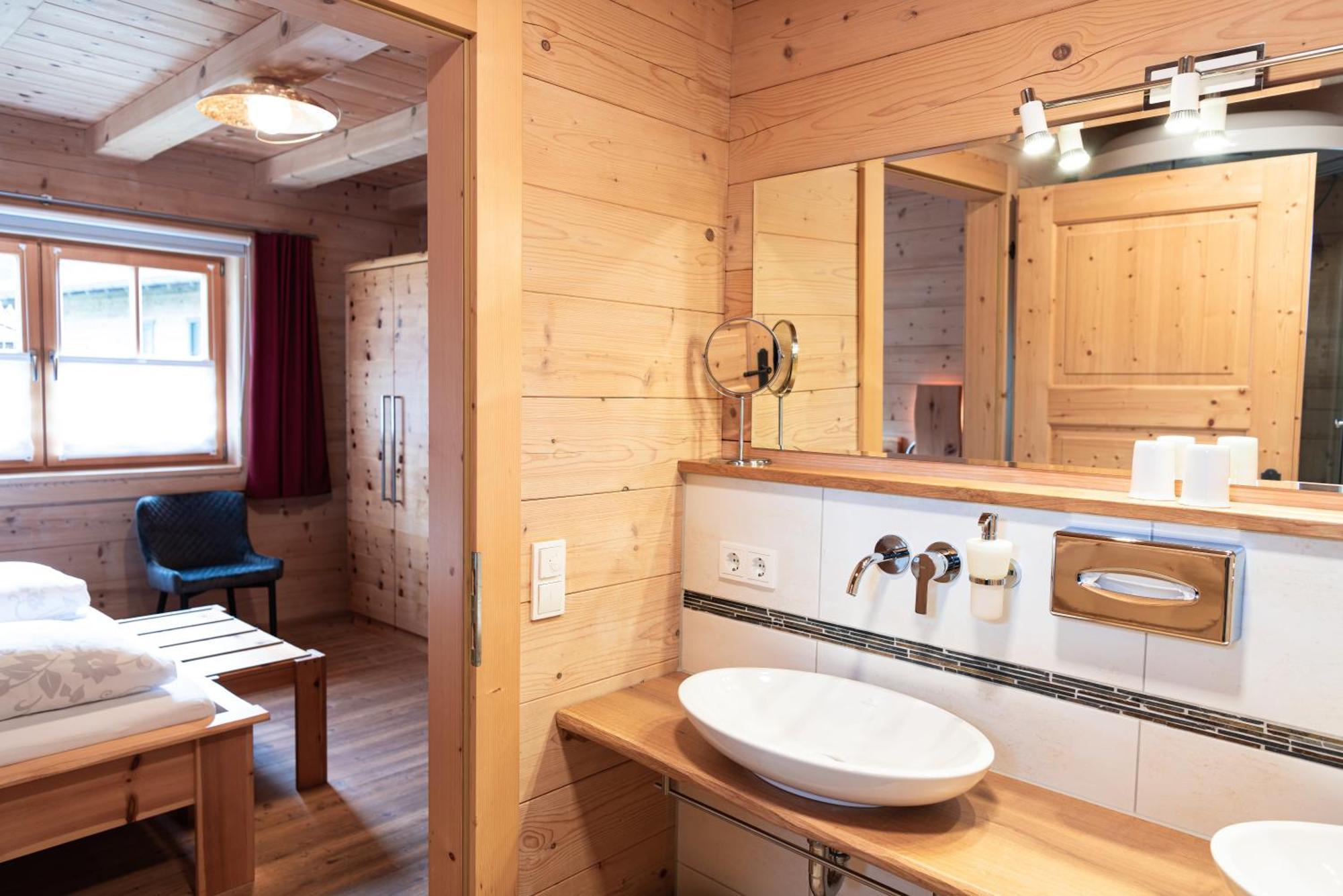 Chalets & Apartments Beim Waicher ルーポルディング エクステリア 写真